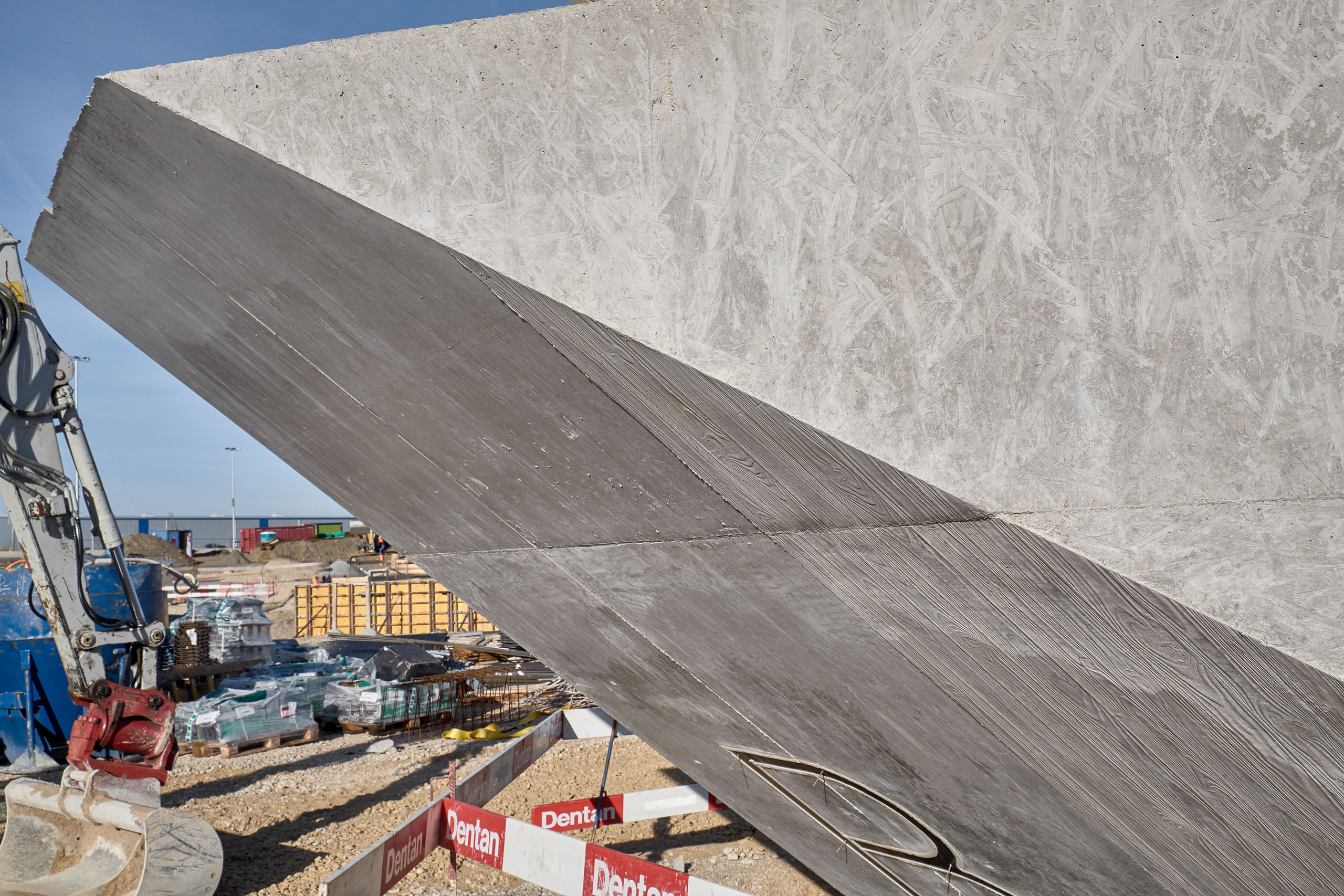 Stade de la Tuilière, Lausanne